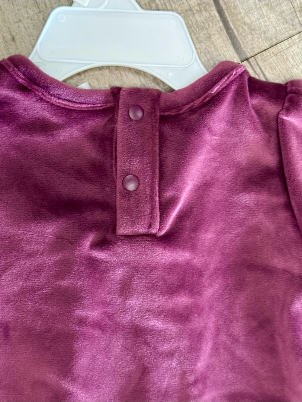 Huggies Baby Wear Velour Coverall 3M Purple Burgundy Bow One Piece‎ Infant - Picture 9 of 9